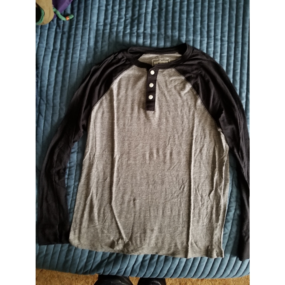 Men's long sleeve tshirt
